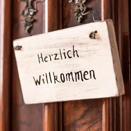Hussi'S Home Grossenhain Buitenkant foto