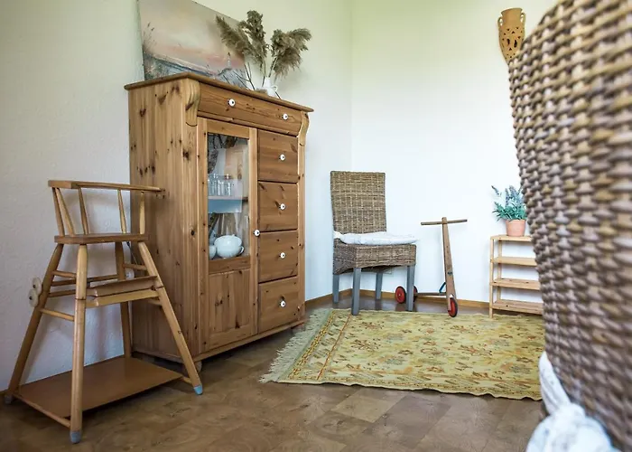 Hussi\'S Home